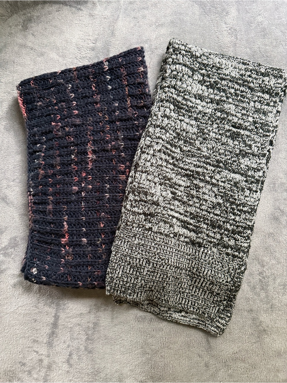 Victoria's Secret Navy & Gray Knit Scarves